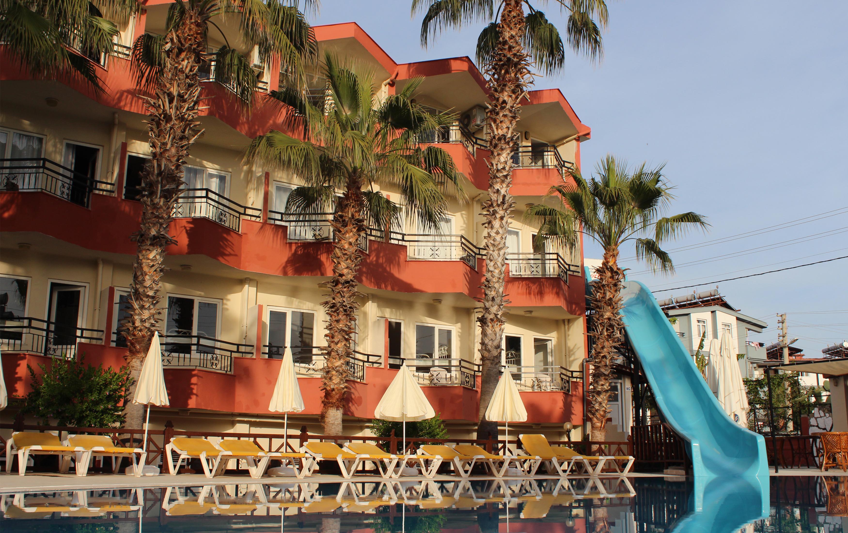 Semoris Hotel Side Bagian luar foto