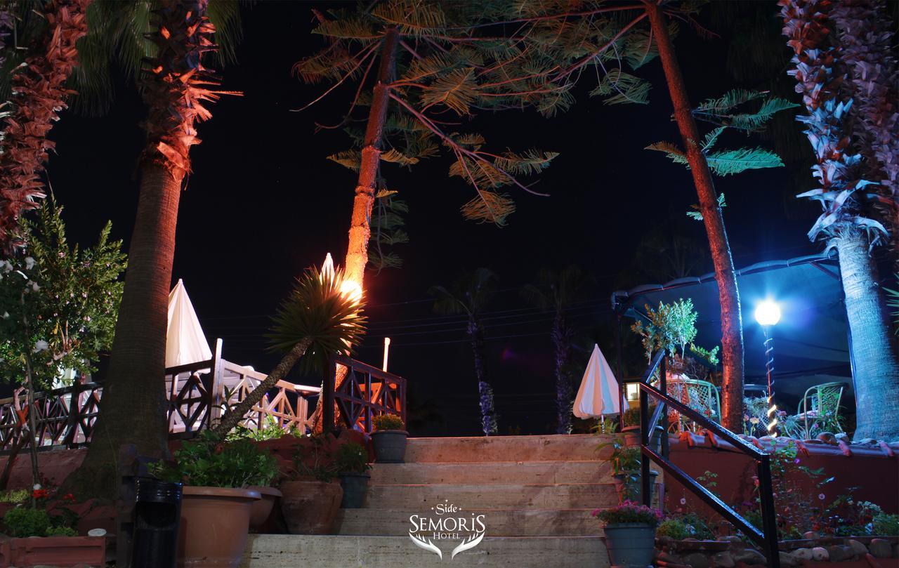 Semoris Hotel Side Bagian luar foto